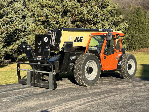 2024 JLG 1255