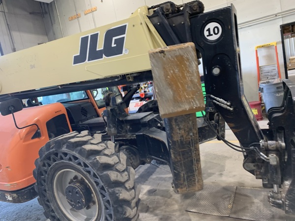 2007 JLG G10-55A