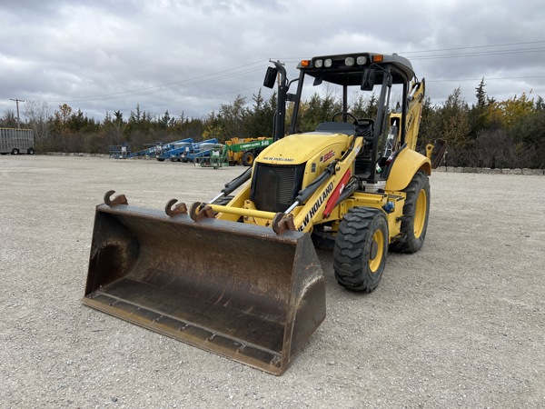 2017 New Holland B95C