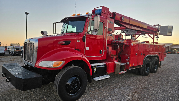 2012 Peterbilt 348