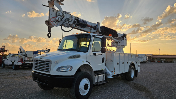 2016 Freightliner M2