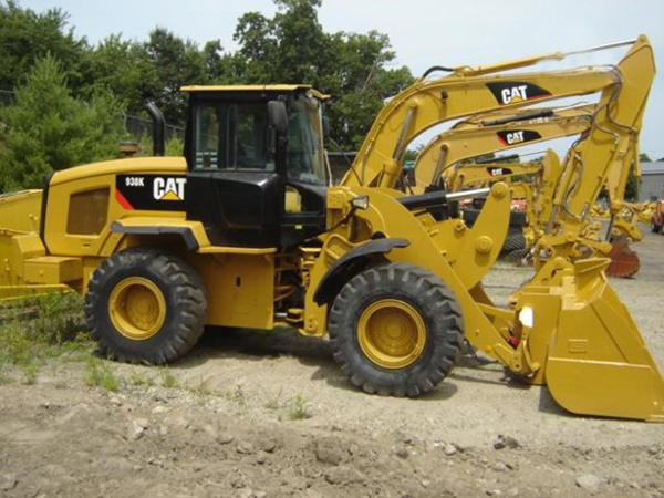 2013 CAT 938K