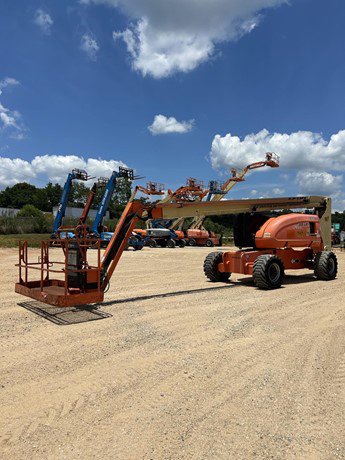 2015 JLG 800AJ