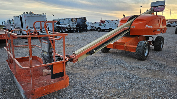 2013 JLG 400S