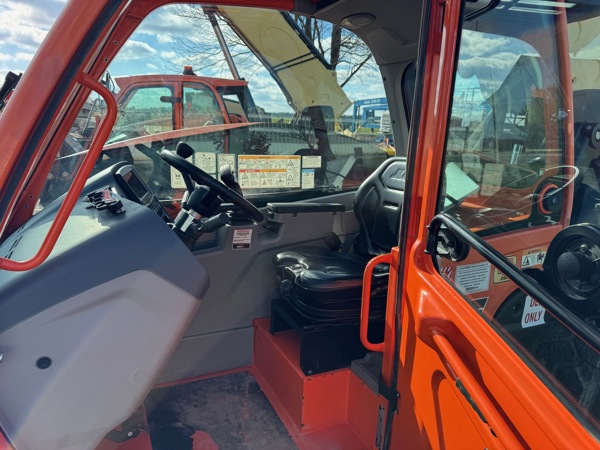 2019 JLG 1255