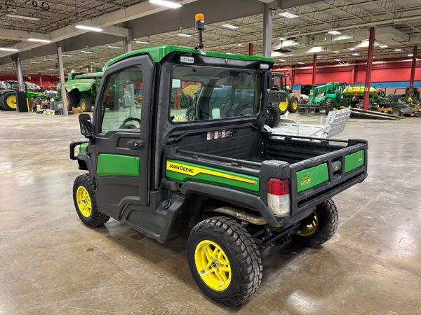 2021 John Deere 835R Gator