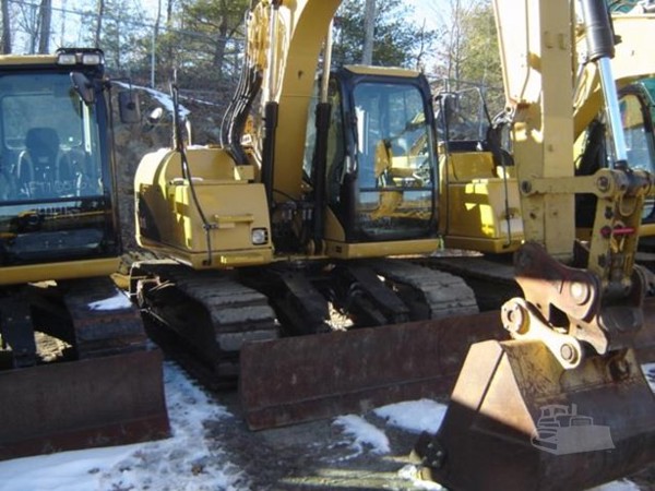 2008 CAT 311D