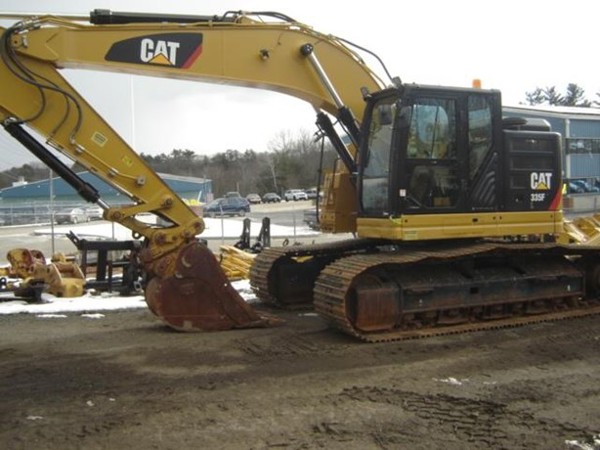 2020 CAT 335 F L