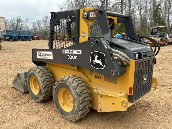 2020 John Deere 320G