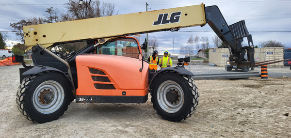 2013 JLG G9-43A