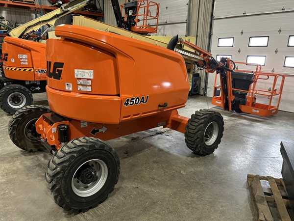 2015 JLG 450AJ