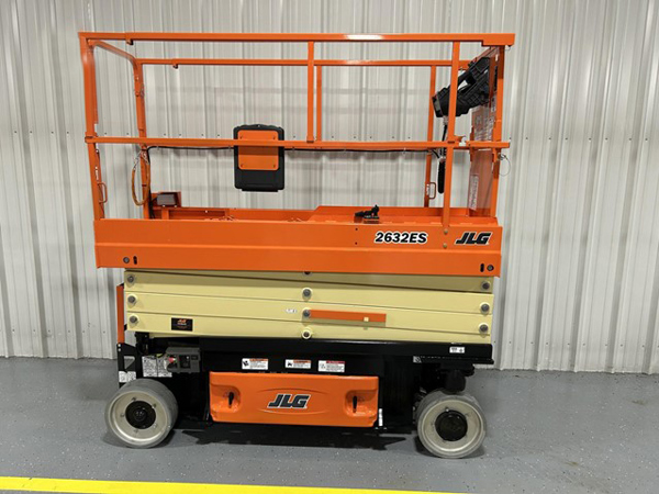 2016 JLG 2632ES