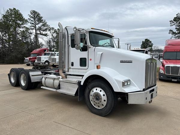 2020 Kenworth T800