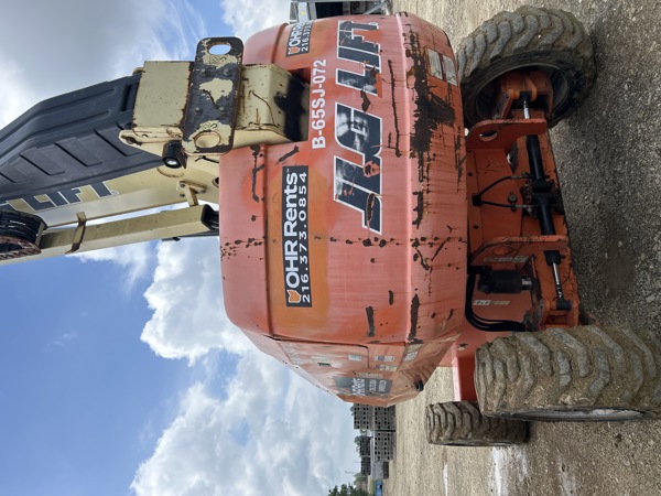 2011 JLG 660SJ