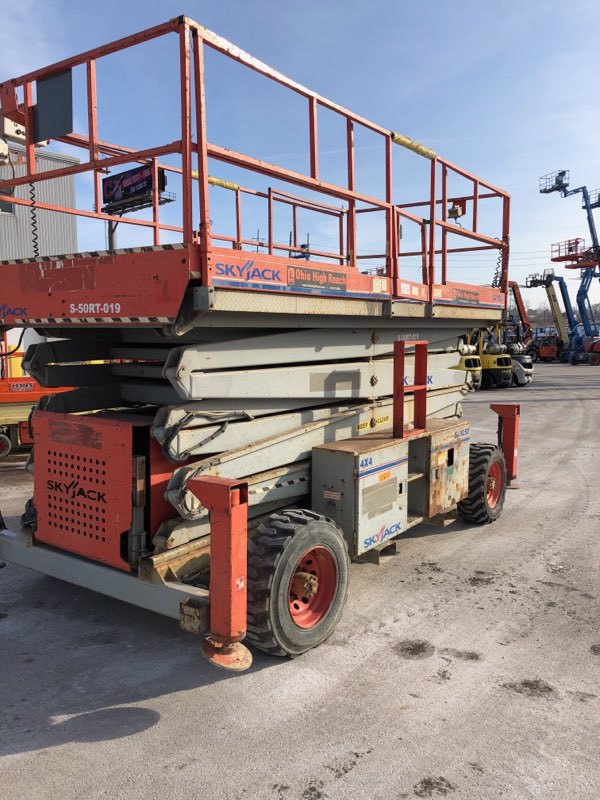 2007 Skyjack SJ-9250 - Rough Terrain Scissor Lift | FleetUp Marketplace ...